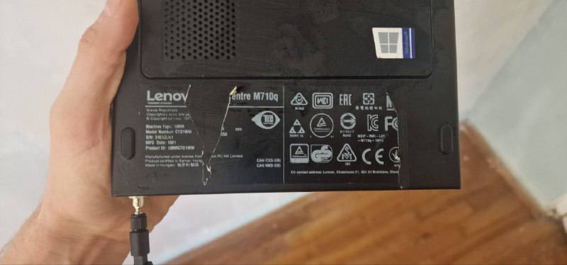 Портативный компьютер Lenovo ThinkCentre i3 16Гб SSD HDD 2