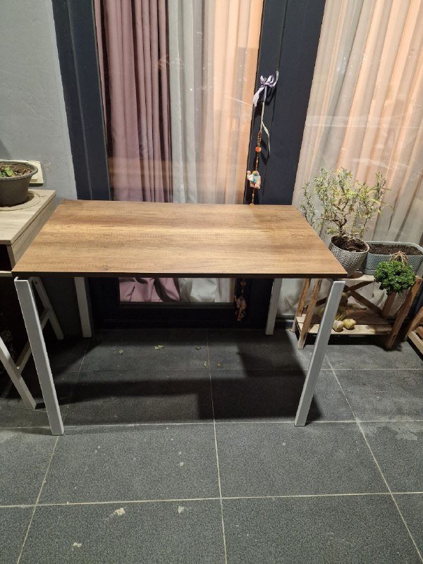 2 стола, микроволновка 3