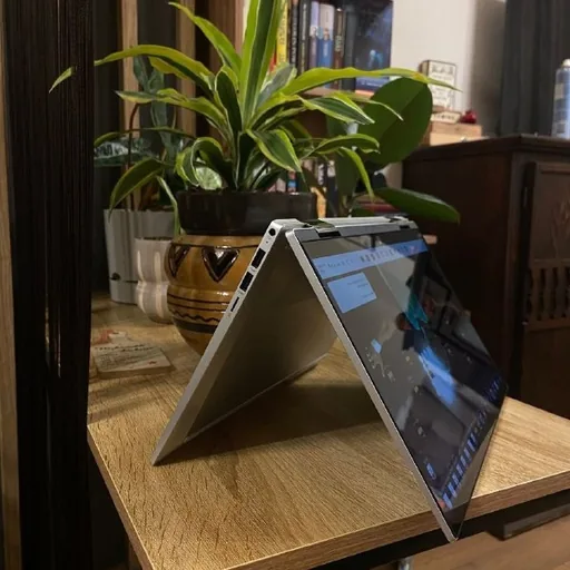 HP Pavilion x360 ноутбук-трансформер
