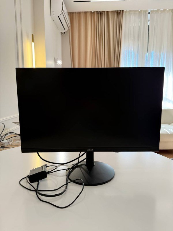 Ноутбук HP, клавиатуры, мыши, мониторы Acer и Dell 7