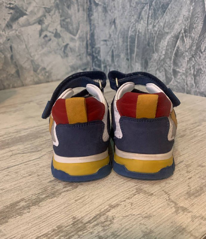 Сандали детские 23 размер 5