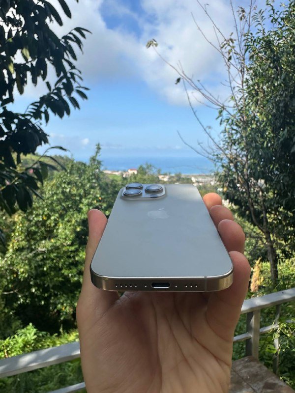 iPhone 16 pro 256 gb 3