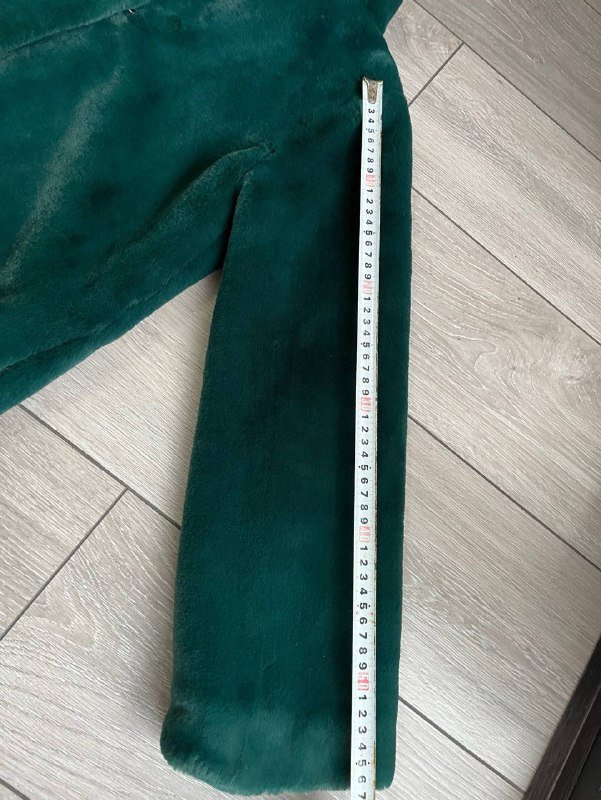 Женская зеленая шуба 6