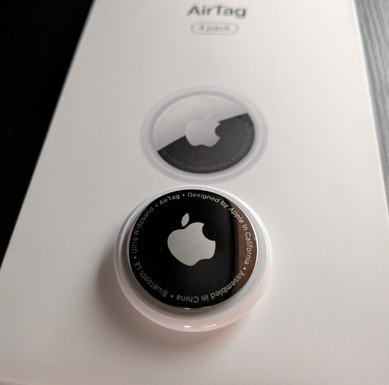 Apple AirTag 2 шт 4