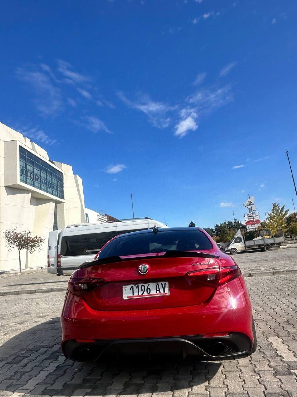 Alfa Romeo Giulia TI Sport 2021 4