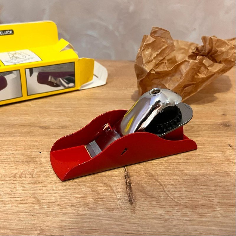 Термос 1 л, Насадки на Apple Pencil, Рубанок ручной 3