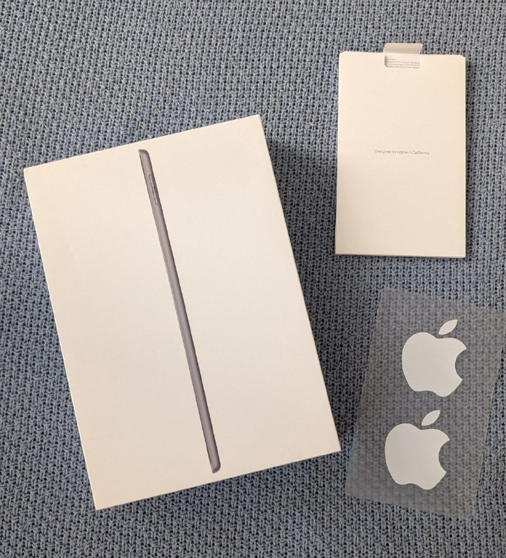 Коробки от техники Apple MacBook Pro, iPad Pro, iPad 3