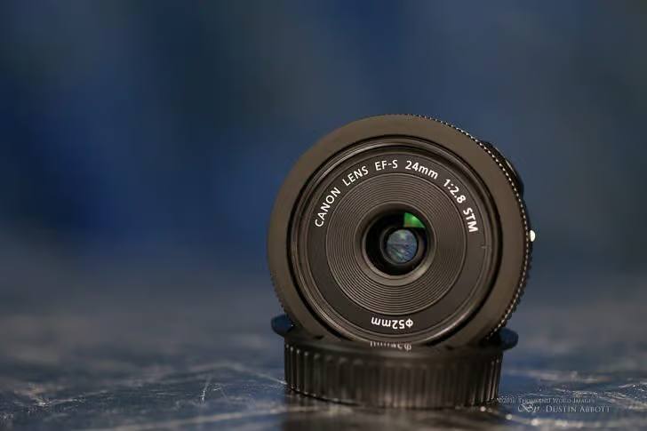 Canon EF-S 24mm f/2.8 STM Lens