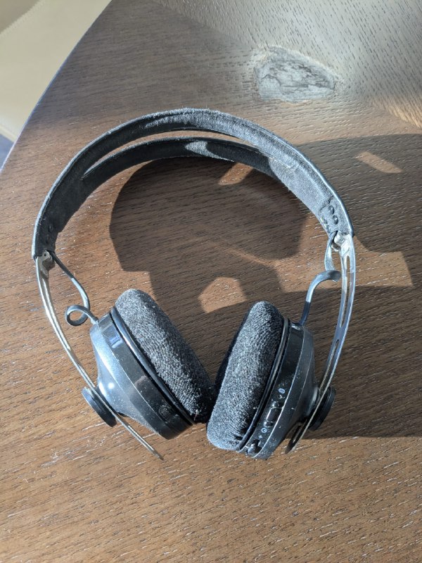 Sennheiser MOMENTUM M2 OEBT headphones