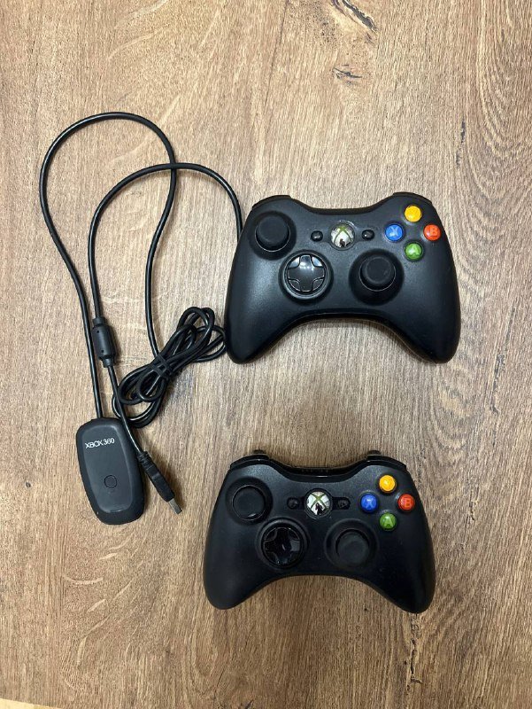 Массажный ролик, скакалка, гантели, утяжелители, резинки, тренажер кисти, насос, коврик, джойстики, набор масок 9