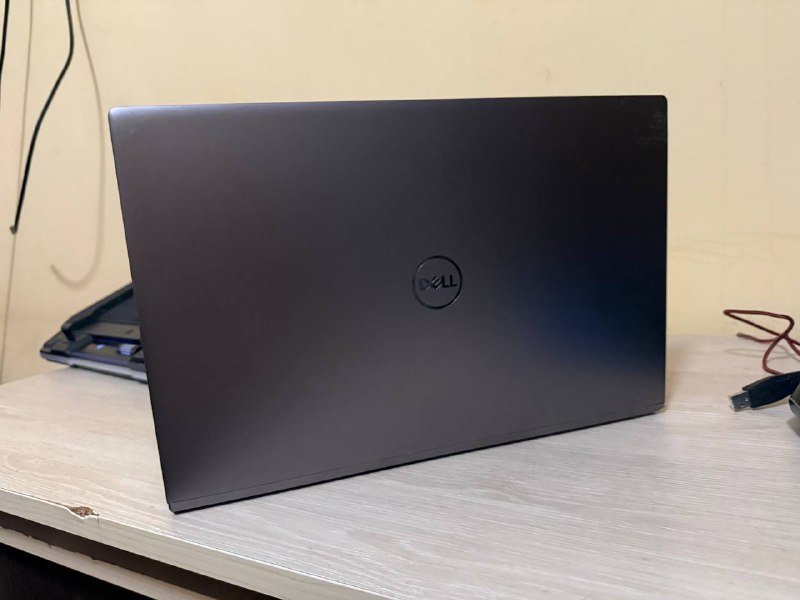 Ноутбук Dell Vostro 7500 i7 GTX 1650 24GB 512GB SSD 2