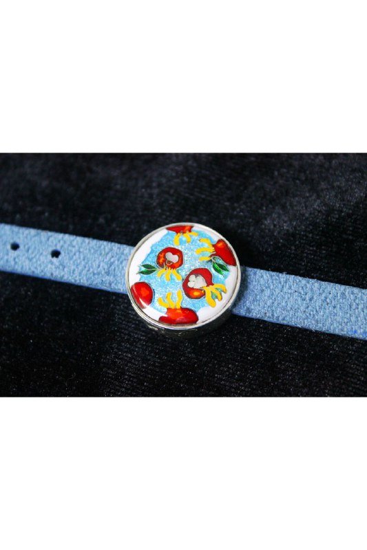 Натуральные кожаные браслеты с серебряными кулонами 4