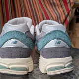 Кроссовки New Balance 2002 4