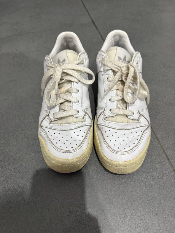 Белые кроссовки Adidas мужские, размер 36⅔ (US 5½) бесплатно 2