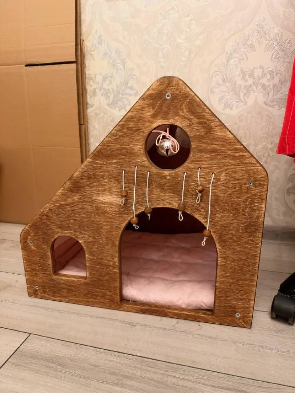 Cat house 1