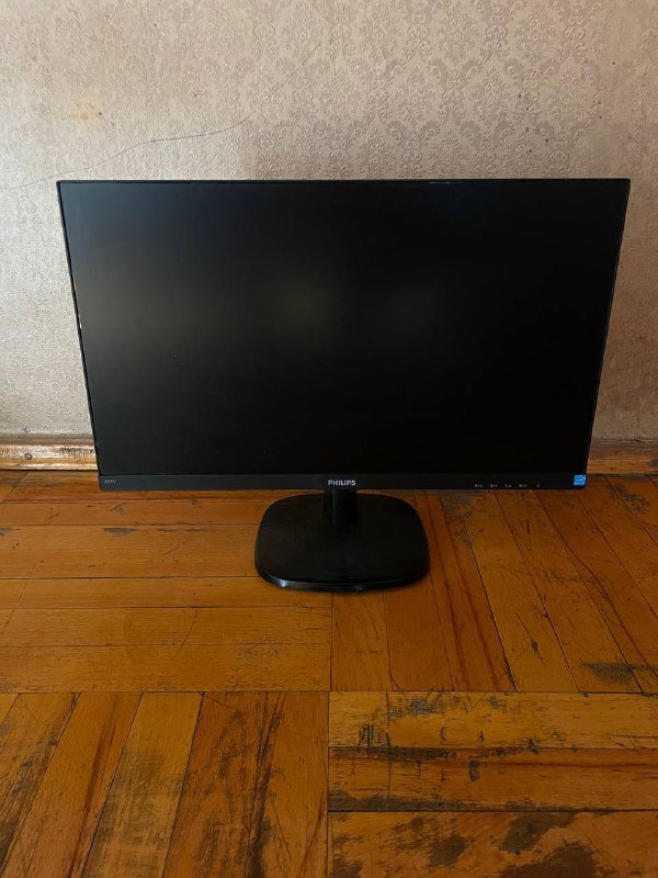 iPad 7 с pencil 2, монитор Philips V line 24’’, механическая клавиатура Akko 3068 3