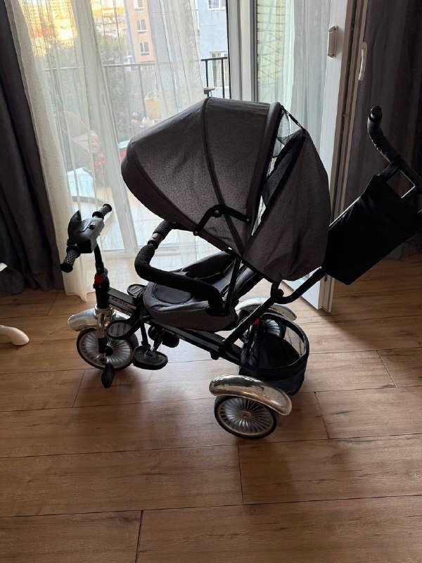 Детский трехколесный велосипед с откидным сиденьем 3