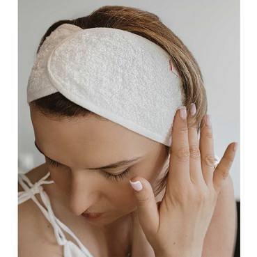 Повязки косметические, нарукавники, перчатки женские демисезонные