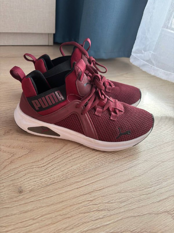 Puma кроссовки 60 лари, Nike кроссовки 40 лари