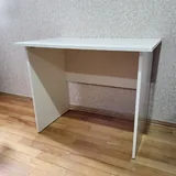 Деревянный стол 1