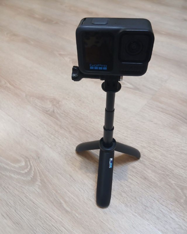GoPro 13 Hero Black, клипсы, крепление, штатив, кейс, карта 64GB 9