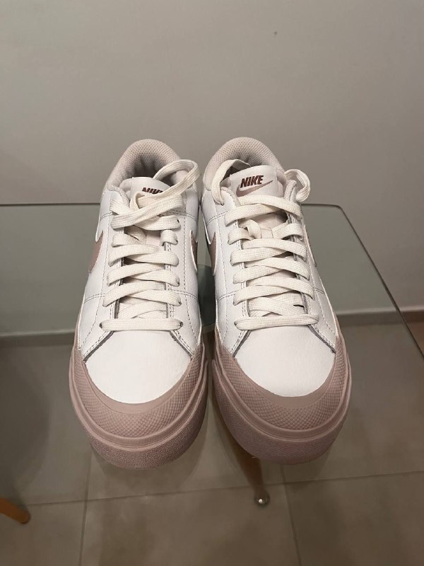 Женские кроссовки Nike Court Legacy Lift