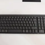 iPhone 12 mini, мониторы Xiaomi, клавиатуры Logitech, мышь, USB-хаб, оперативная память 1