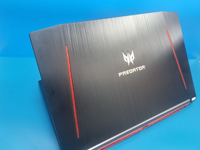 Игровой ноутбук Acer Predator 4