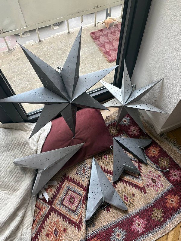 Звёзды для декора, мешочек с лентами, гирлянды новогодние