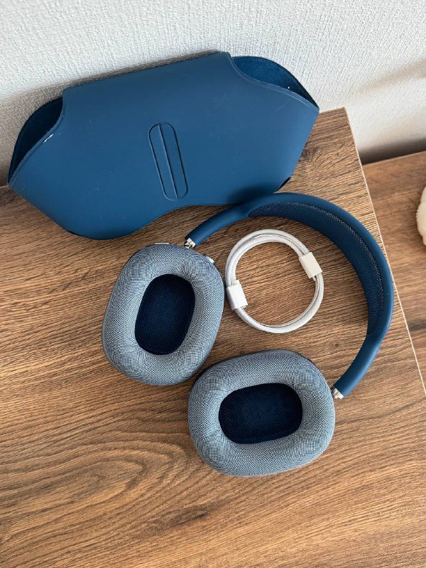 Наушники Apple AirPods Max Blue 3