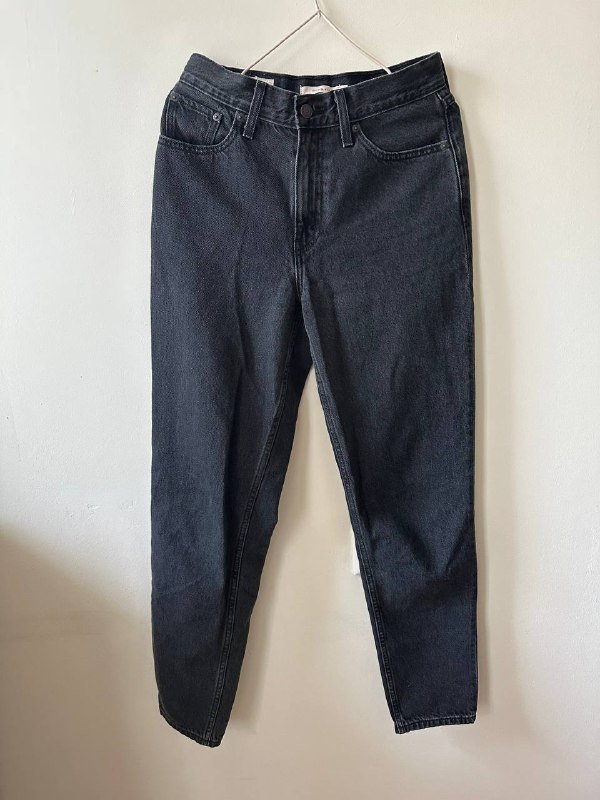 Платье Uniqlo, Платье Bershka, Халат Madame Coco, Джинсы Levi’s, Брюки pull&bear, Пижама Марк Формель, Бюстгальтер, Косметичка, Трусики, Платье H&M, Куртка Bershka, Юбка Uniqlo 5