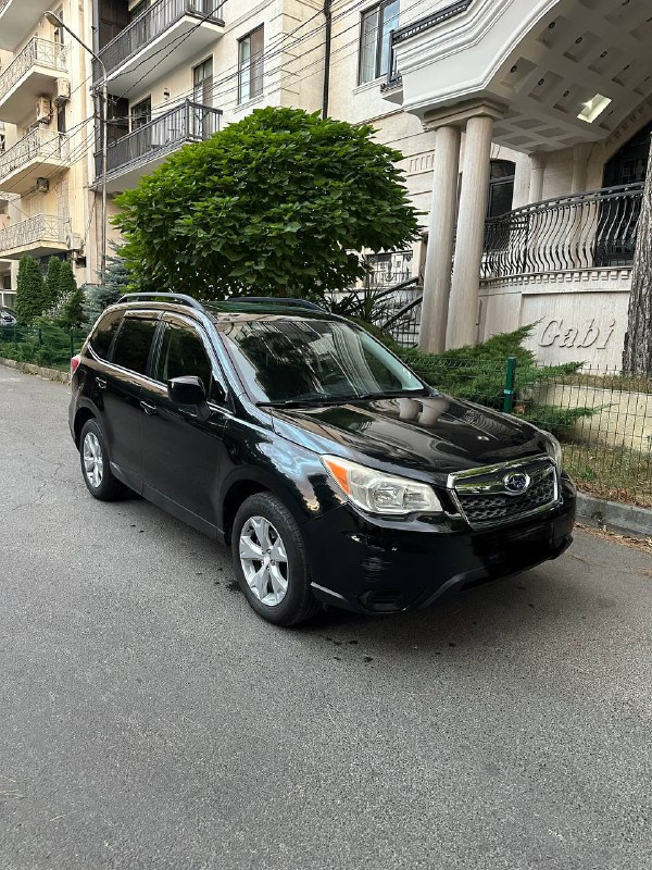 Subaru Forester 2013 2.5 бензин вариатор