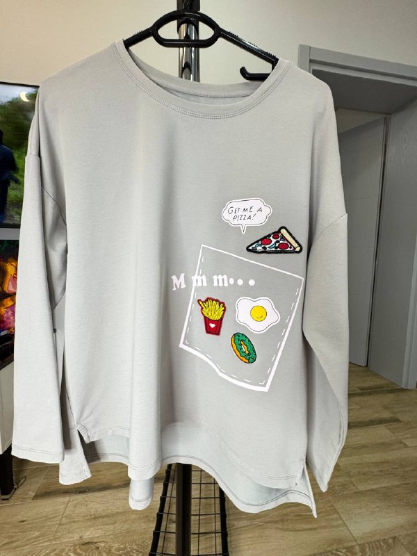 Кофточка размер L-XL 68% хлопок с принтом 2