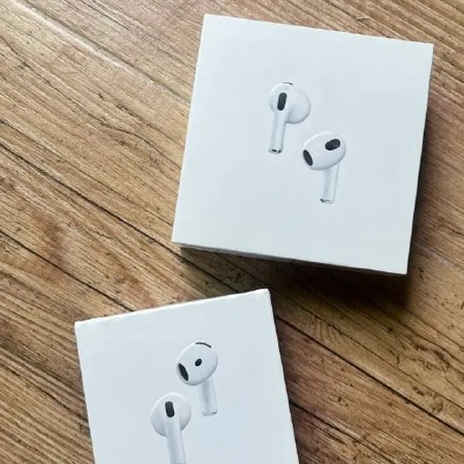 AirPods 4, AirPods 3