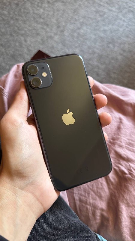 iPhone 11 4