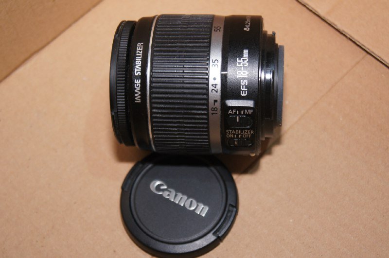 Объектив Canon EF-S 18-55 мм f 3.5-5.6 с стабилизацией и автофокусом
