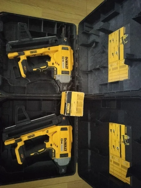 Пистолеты DeWalt