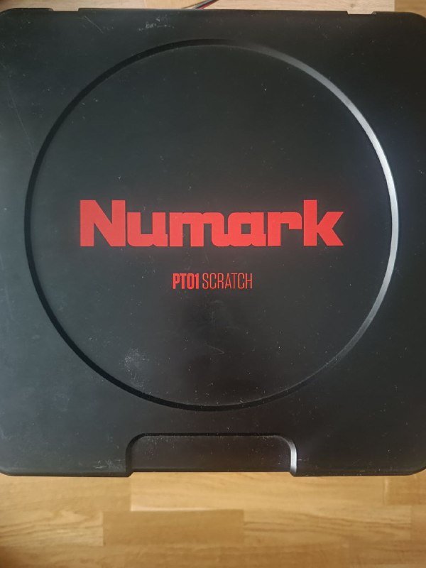 портаивная вертушка Numark pt01 scratch