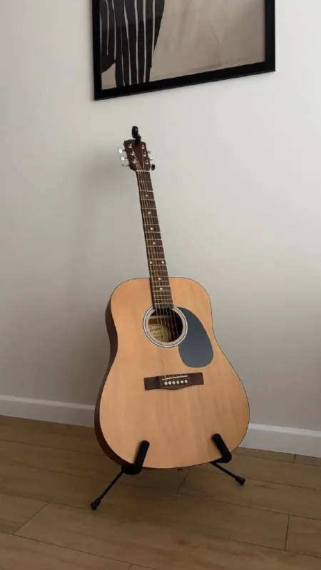 Акустическая гитара Fender, чехол, ремень, тюнер 1