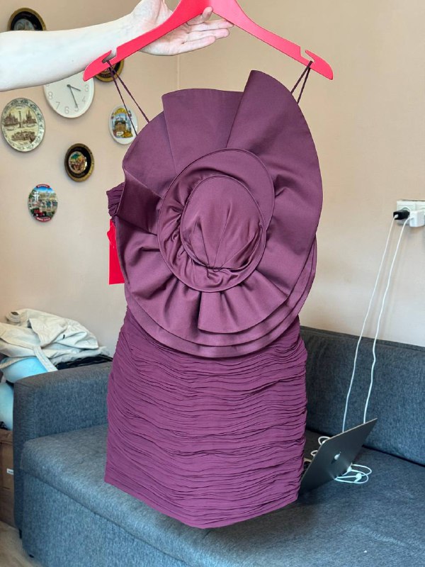 Черное платье, платье с розой 4