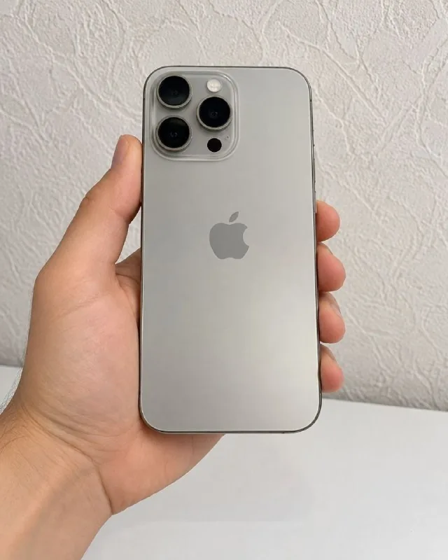iPhone 16 Pro Max 256GB — SIM + eSIM 1