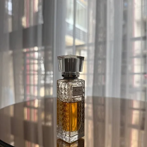 Парфюм Miss Dior Eau de Parfum Roller-Pearl, 20 мл
