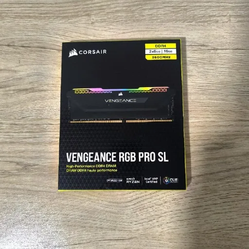 Corsair Vengeance RGB Pro SL 16 ԳԲ DDR4 3600 ՄՀց