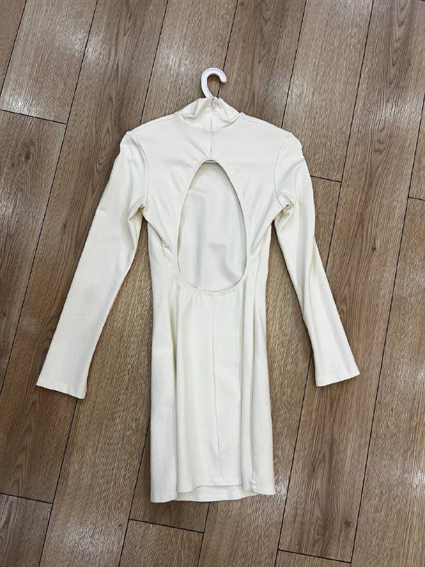 Юбка леопард, Юбка атласная, Лонгслив сиреневый, Блузка красная, Платье с люрексом, Платье белое с открытой спиной 7