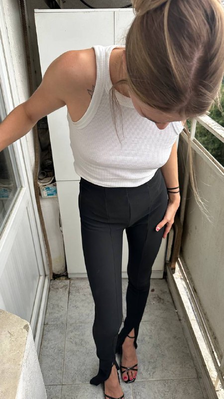 Брюки love republic из эко кожи, брюки Zara клеш, платье бохо, туфли красные, костюм пиджак и брюки, сумки, костюм irnby 2