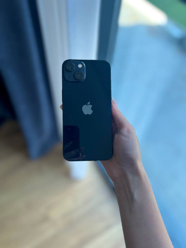 iPhone 13, Apple Pencil Pro, iPad Air 4, Nintendo Switch 2
