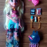 Шарнирная кукла Monster High Лагуна Блю 1