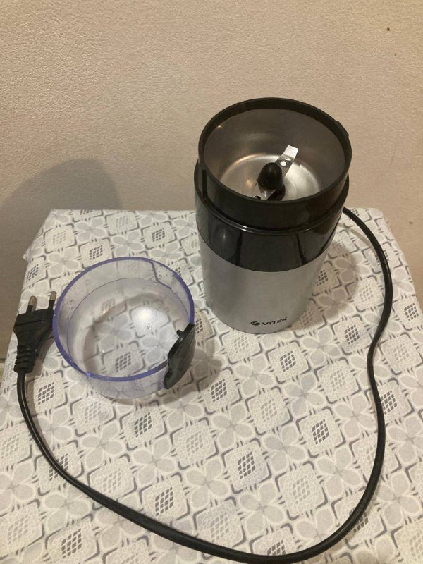 Спейсер для котов, павер банки Xiaomi и Mediarange, сетевые фильтры, кофемолка Vitek VT-1540 SR, расчёски для кошек 5