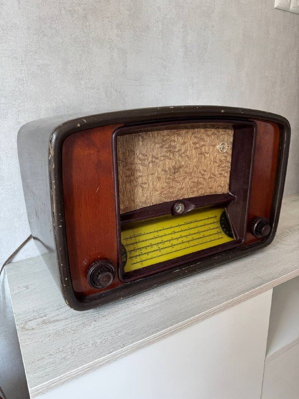 Ретро радио приёмник Балтика 1951 года 4