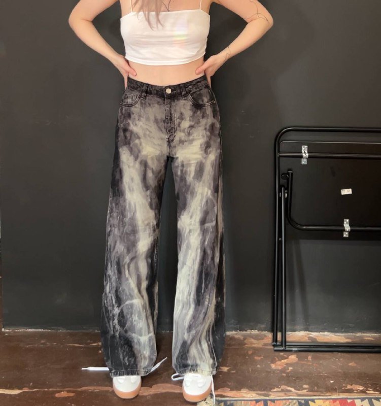 Джинсы Bershka